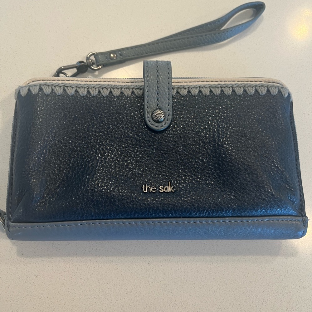 COPY - The Sak Iris Large Smartphone Wristlet/ Wallet